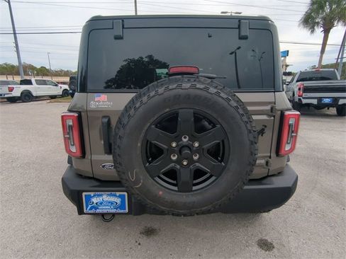 New 2025 Ford Bronco Outer Banks image 6