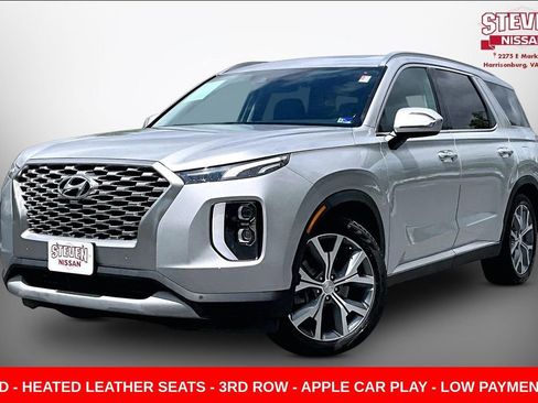 Used 2022 Hyundai Palisade SEL w/ Premium Package AWD/4WD image 3