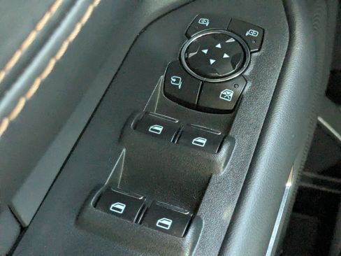 Used 2023 Ford Expedition Platinum image 33