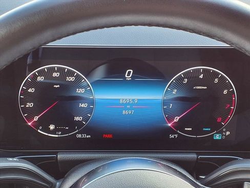 Used 2025 Mercedes-Benz GLA 250 4MATIC image 11