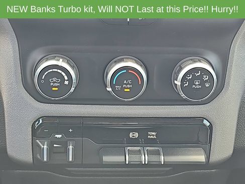 Used 2020 RAM 2500 Big Horn AWD/4WD image 27