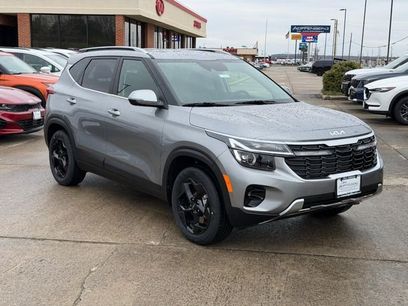 New 2026 Kia Seltos EX w/ EX Sunroof Package