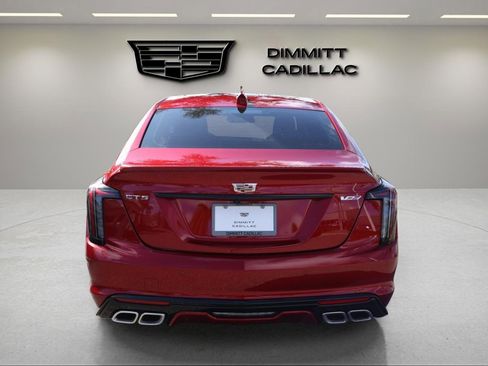 New 2026 Cadillac CT5 V image 4