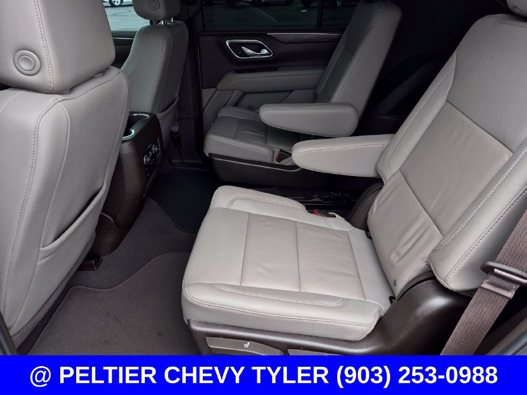Used 2024 Chevrolet Tahoe Z71 w/ Luxury Package AWD/4WD image 36