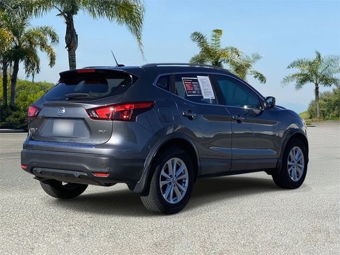 Certified 2019 Nissan Rogue Sport SV image 4