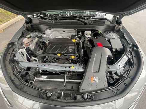 Used 2025 Buick Envista Sport Touring image 26