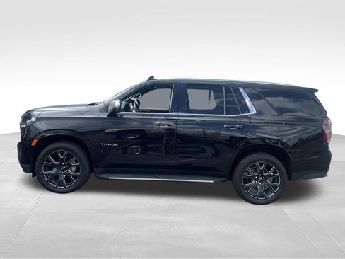 Used 2023 Chevrolet Tahoe Premier w/ Premium Package 2 AWD/4WD image 3