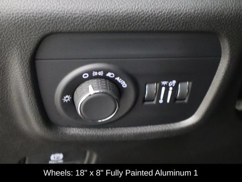 Used 2024 Jeep Grand Cherokee Altitude AWD/4WD image 22