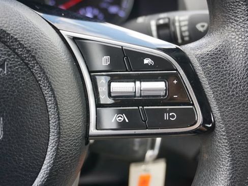 Used 2024 Kia Forte LXS FWD image 18