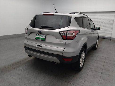 Used 2018 Ford Escape SE FWD image 7
