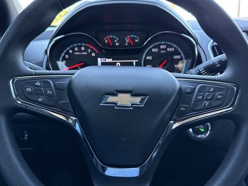 Used 2017 Chevrolet Cruze LT w/ Sun And Sound Package image 21