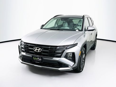 Used 2025 Hyundai Tucson SEL image 3