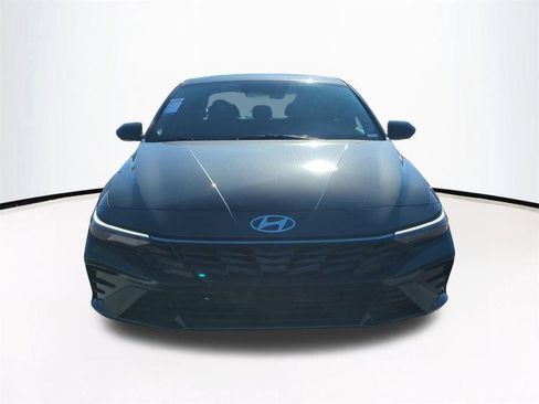 New 2026 Hyundai Elantra SEL Sport Premium FWD image 3