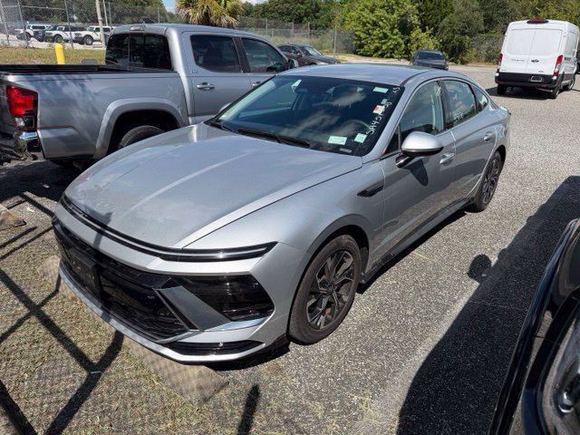 Used 2025 Hyundai Sonata SEL FWD image 6
