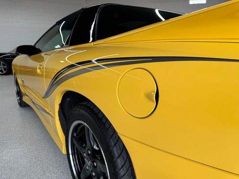 Used 2002 Pontiac Firebird Trans Am RWD image 26