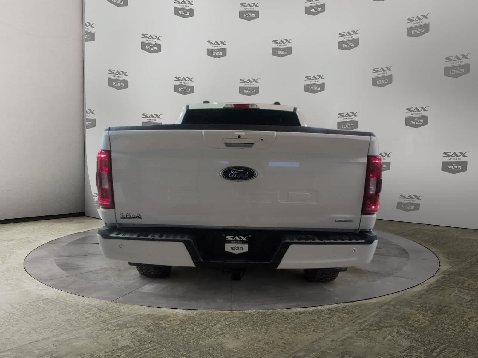 Used 2021 Ford F150 XLT w/ Equipment Group 302A High AWD/4WD image 4