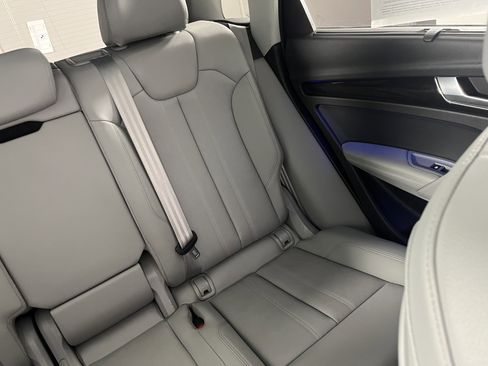 Used 2018 Audi Q5 Prestige w/ Prestige Package image 53