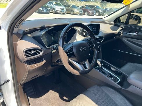 Used 2019 Hyundai Santa Fe SEL FWD image 18