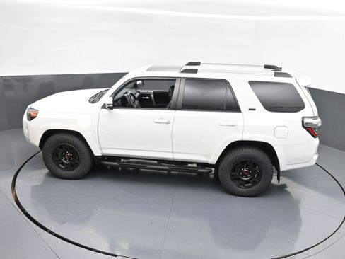 Used 2023 Toyota 4Runner SR5 Premium image 31