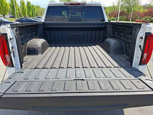 Used 2025 GMC Sierra 1500 Denali AWD/4WD image 30
