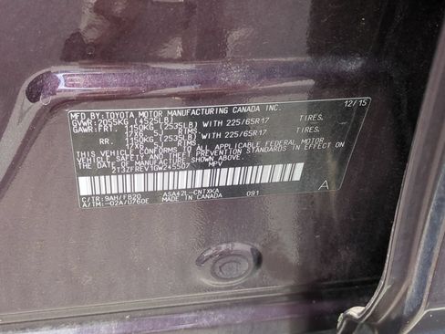 Used 2016 Toyota RAV4 LE FWD image 34