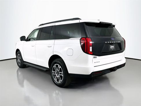 New 2026 Ford Expedition Active AWD/4WD image 5
