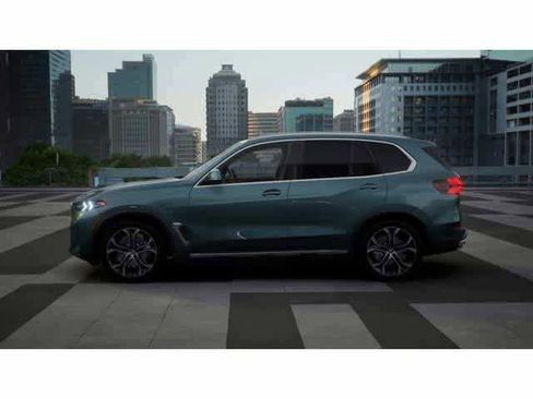 Used 2026 BMW X5 sDrive40i w/ Climate Comfort Package RWD image 4