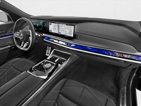 New 2025 BMW 740i xDrive w/ Premium Package image 11