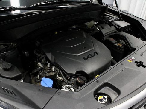 Used 2023 Kia Telluride S w/ S Sunroof Package AWD/4WD image 16