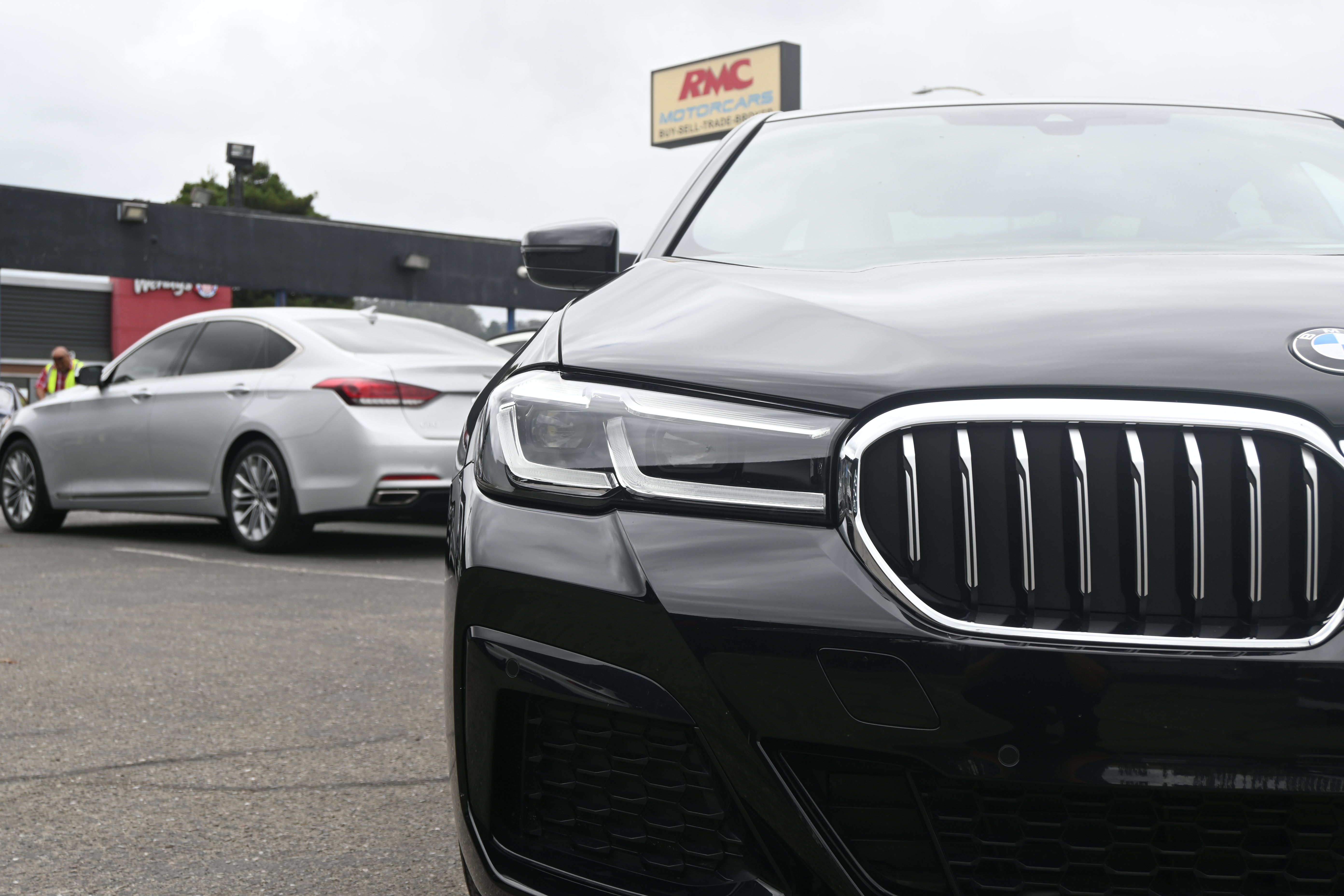 Used 2022 BMW 530i w/ M Sport Package RWD image 38