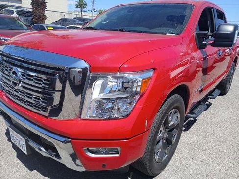 Certified 2022 Nissan Titan SV w/ SV Convenience Package RWD image 1