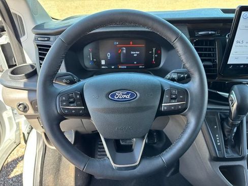 Used 2026 Ford Transit 350 XLT RWD image 28