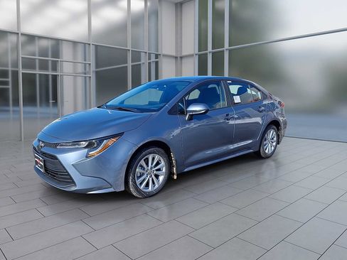 New 2026 Toyota Corolla LE image 3
