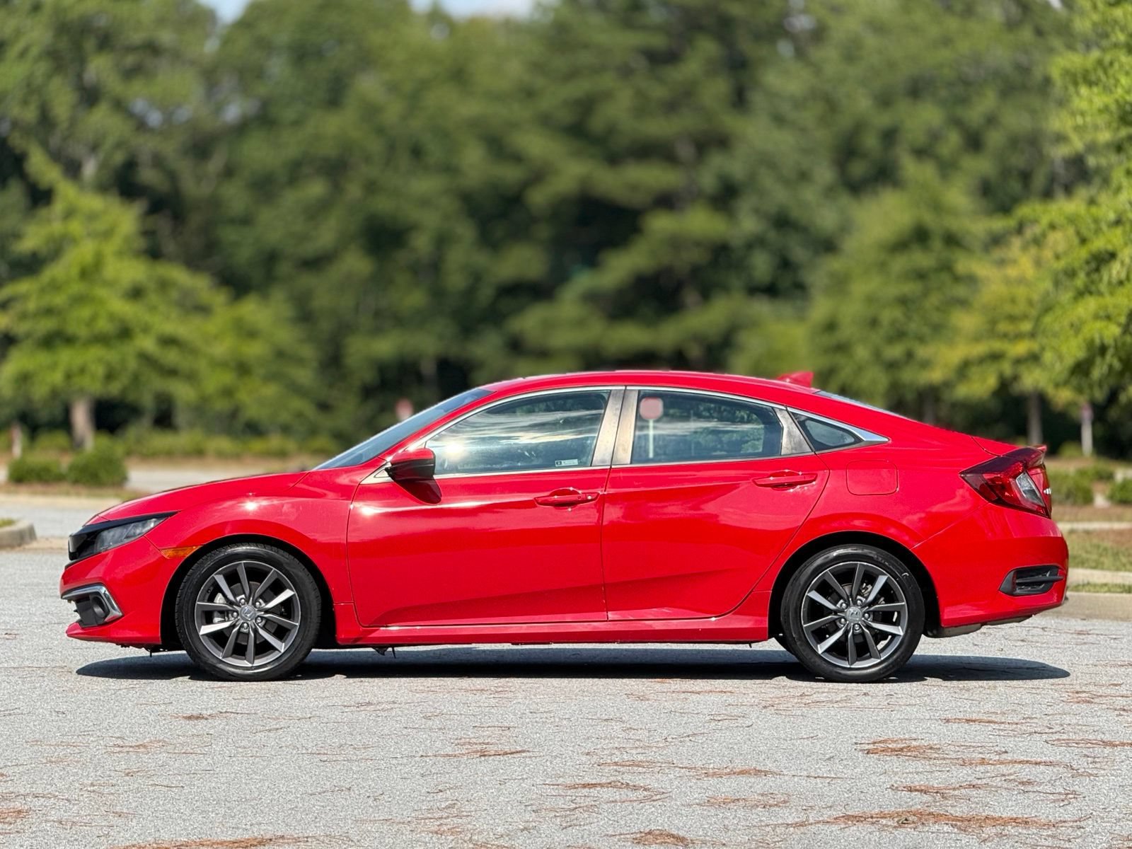 Used 2020 Honda Civic EX image 9