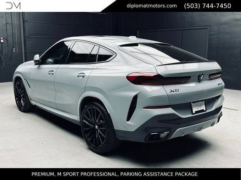 Used 2025 BMW X6 xDrive40i w/ Premium Package AWD/4WD image 5
