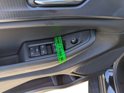 New 2025 Jeep Grand Cherokee L Altitude image 19