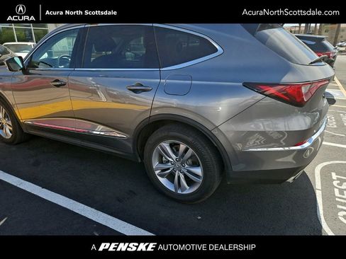 Used 2024 Acura MDX SH-AWD image 3