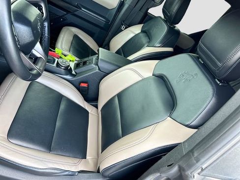 Used 2024 Ford Bronco Wildtrak AWD/4WD image 16