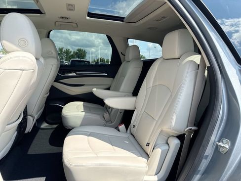 Used 2024 Buick Enclave Essence w/ Experience Buick Package AWD/4WD image 23