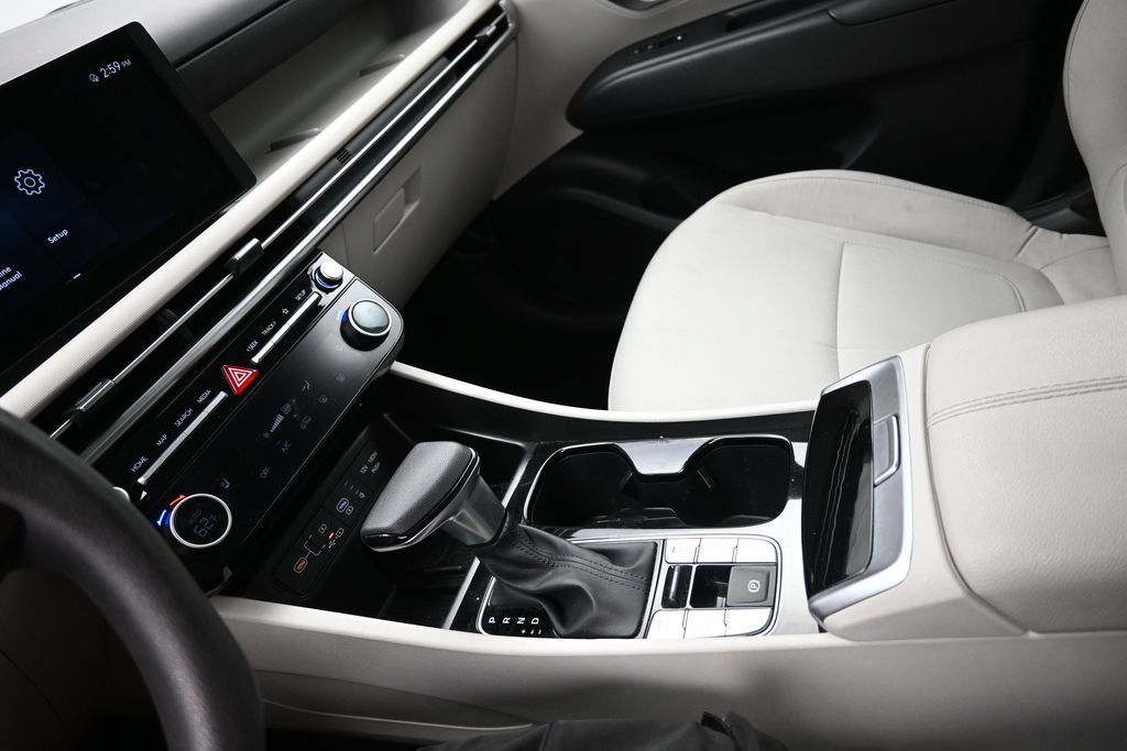 Certified 2025 Hyundai Tucson SEL AWD/4WD image 19