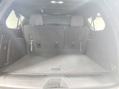 Used 2024 GMC Yukon XL SLT RWD image 52