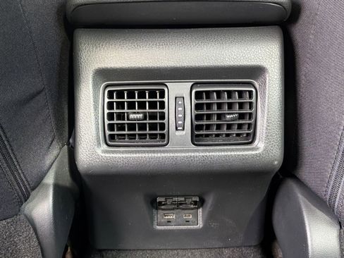 Used 2025 Toyota Camry LE image 25