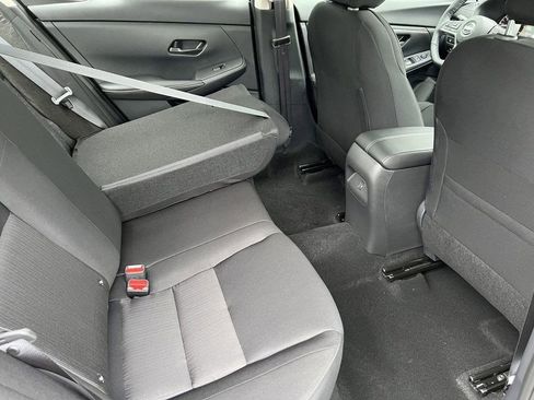 Used 2025 Nissan Sentra SV w/ All-Weather Package image 19