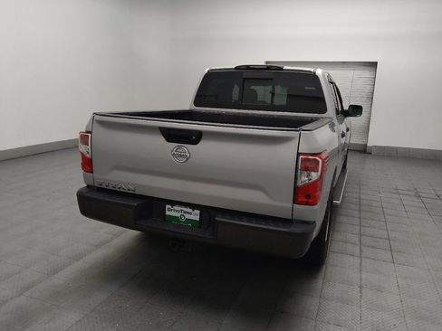 Used 2017 Nissan Titan S RWD image 7
