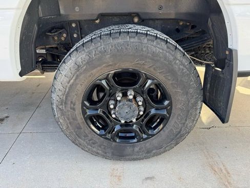 Used 2023 Ford F350 XLT w/ XLT Premium Package image 28