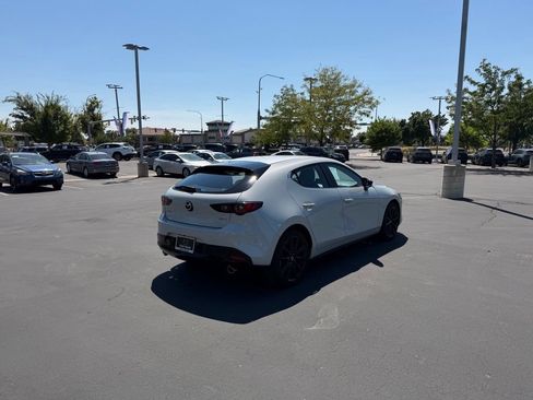 Certified 2025 MAZDA MAZDA3 s Sport FWD image 4