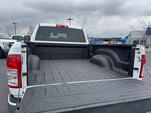 Used 2023 RAM 2500 Big Horn w/ Cold Weather Group image 8