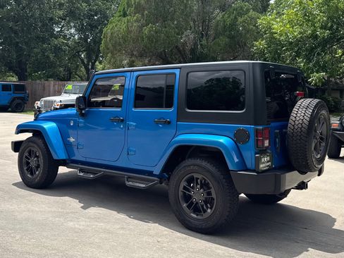 Used 2014 Jeep Wrangler Unlimited Sport AWD/4WD image 8