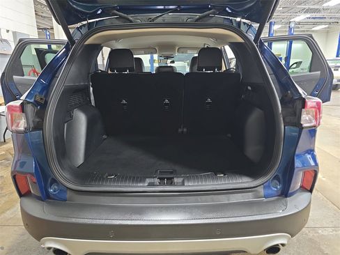 Used 2020 Ford Escape SEL image 9