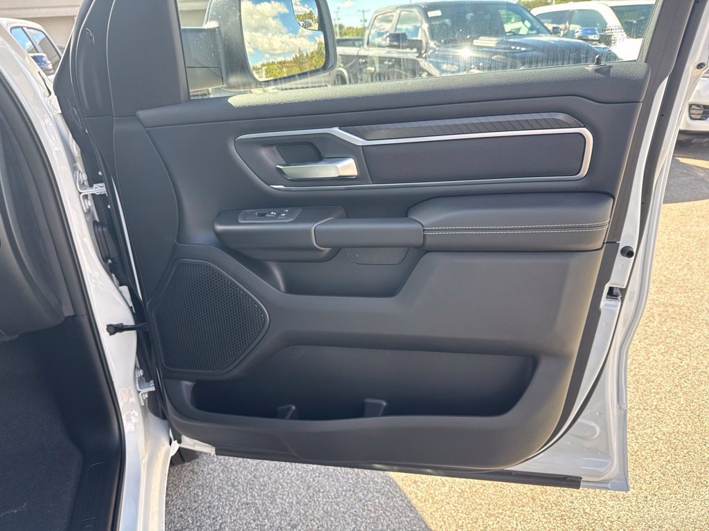 New 2026 RAM 1500 Big Horn AWD/4WD image 28
